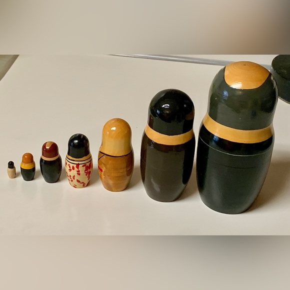 1980s Vintage Soviet Era Hand Painted Wooden Historic Russian Leaders Matryoshka - Picture 4 of 10